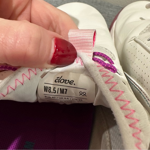 Clove Classic Nursing Sneaker - Picture 7 of 10